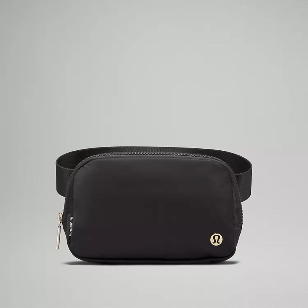 Sold out! Lululemon Everywhere Belt Bag 1L Black and Gold